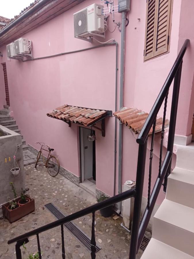 Rooms For Rent Shkoder Ngoại thất bức ảnh